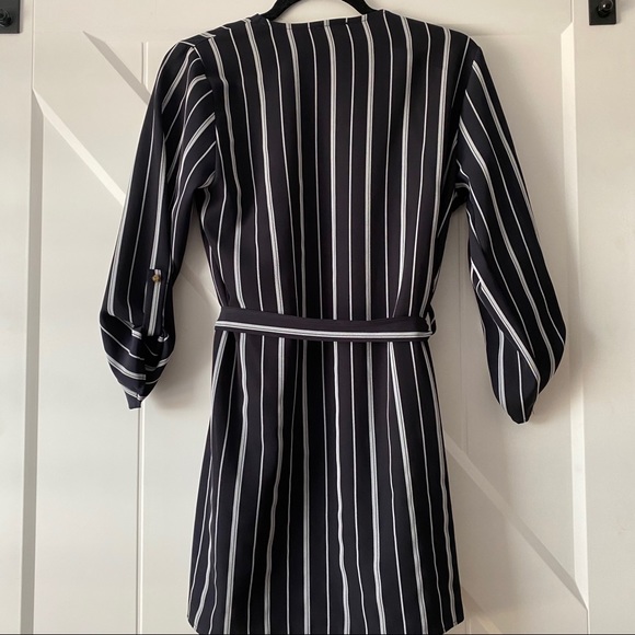 SHOP 17 | Blazer - Picture 4 of 9